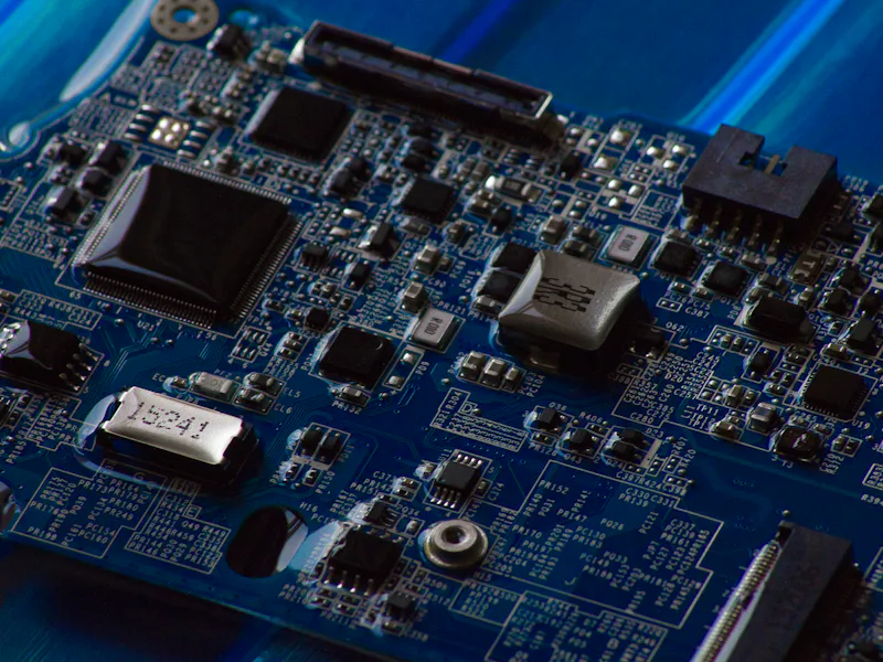 Close-up van een blauwe printplaat